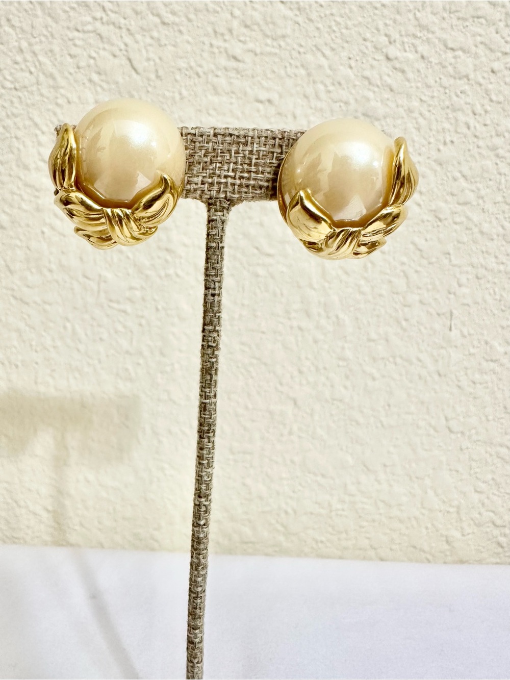 Vintage Classic Pearl-Style Gold Plated Clip Earrings - Cream and Gold